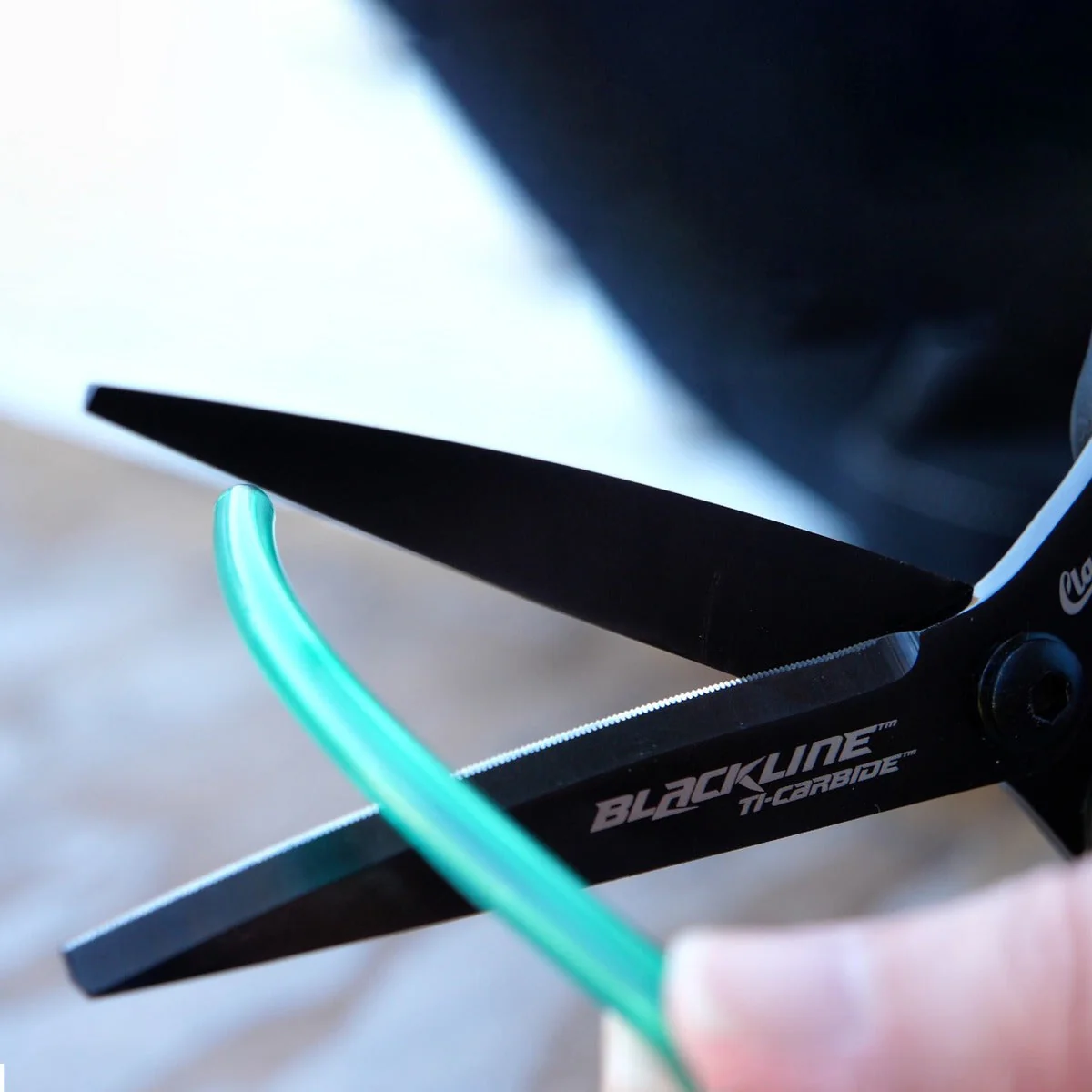 Clauss 9" Blackline Titanium Carbide Shear - Image 6