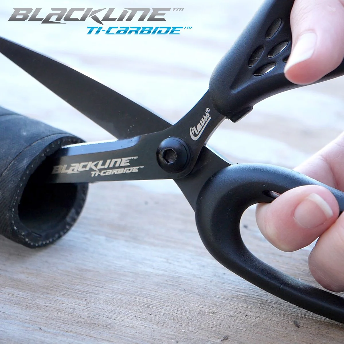 Clauss 9" Blackline Titanium Carbide Shear - Image 9