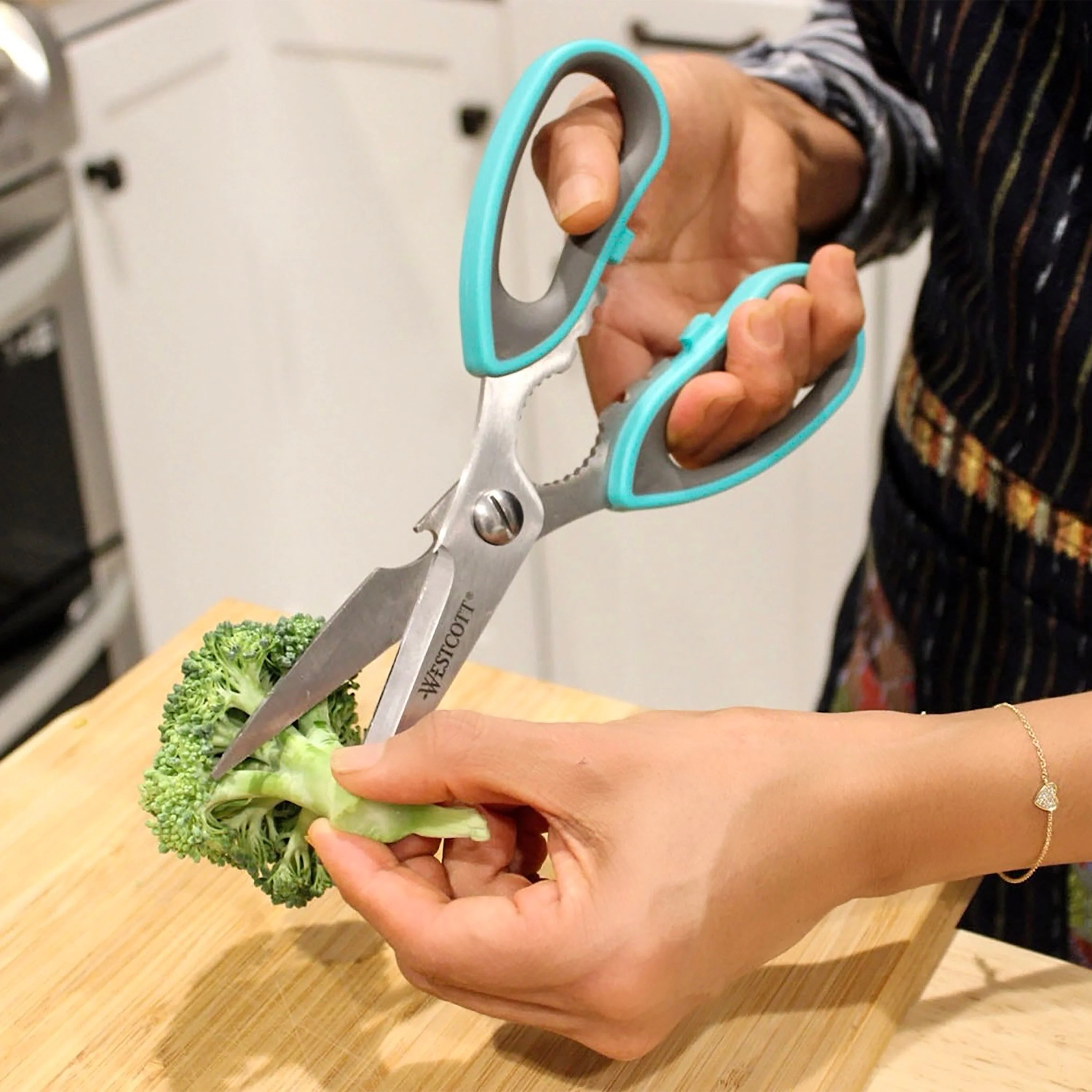 Westcott 8.5" Titanium Bonded Soft Handle Kitchen Utility Shears, Teal (00827) - Image 6