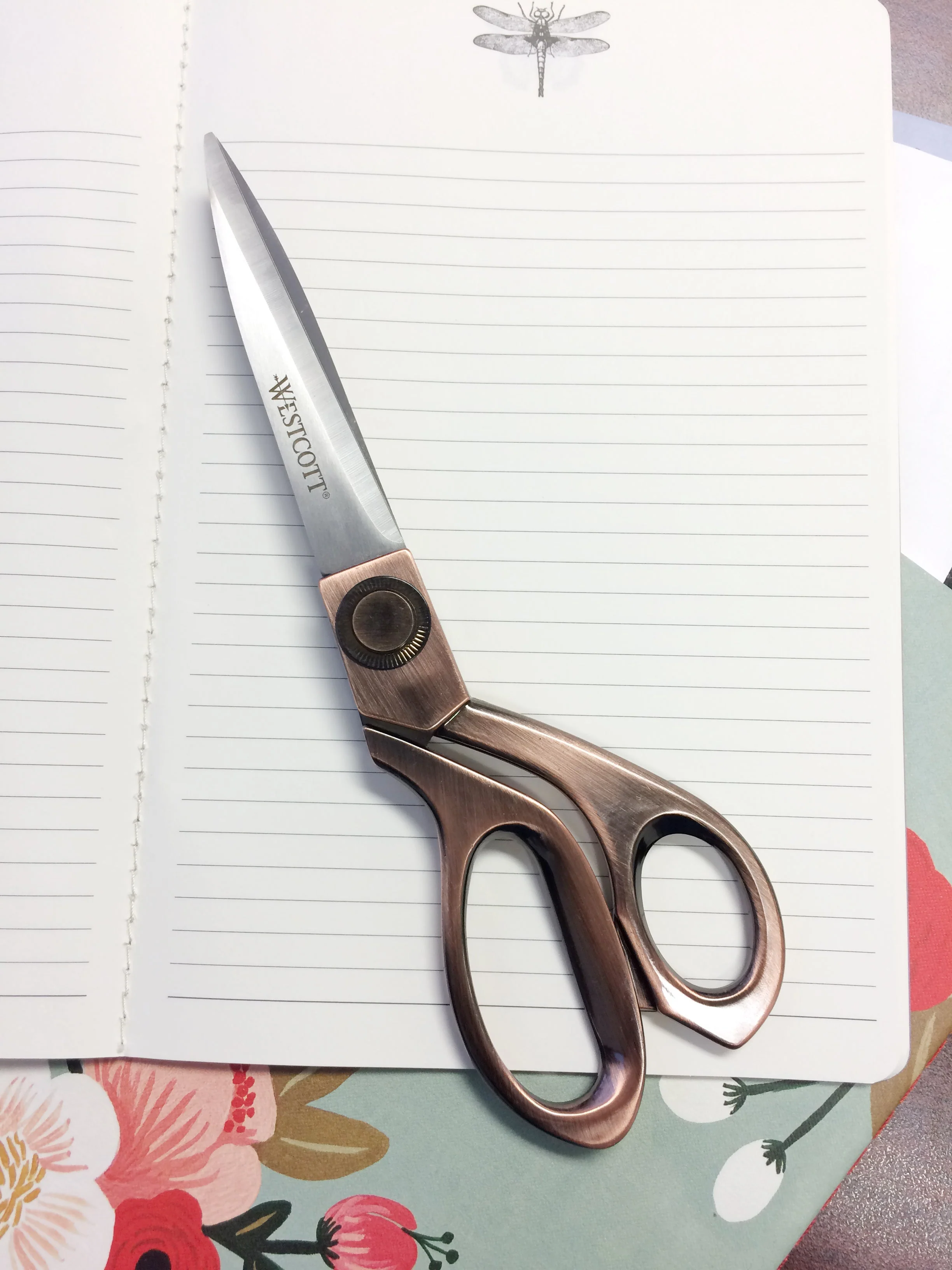 Westcott 8" Vintage Copper Finish Scissors (16459) - Image 4
