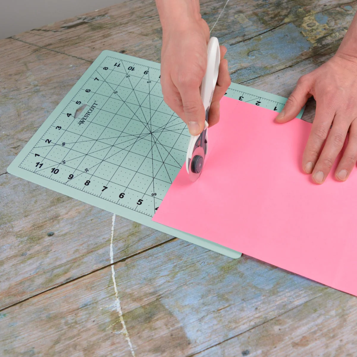 Westcott 9 X 12in Self-Healing Craft Cutting Mat with Grid for Sewing, Quilting, Card Making (00503-PARENT) - Image 6
