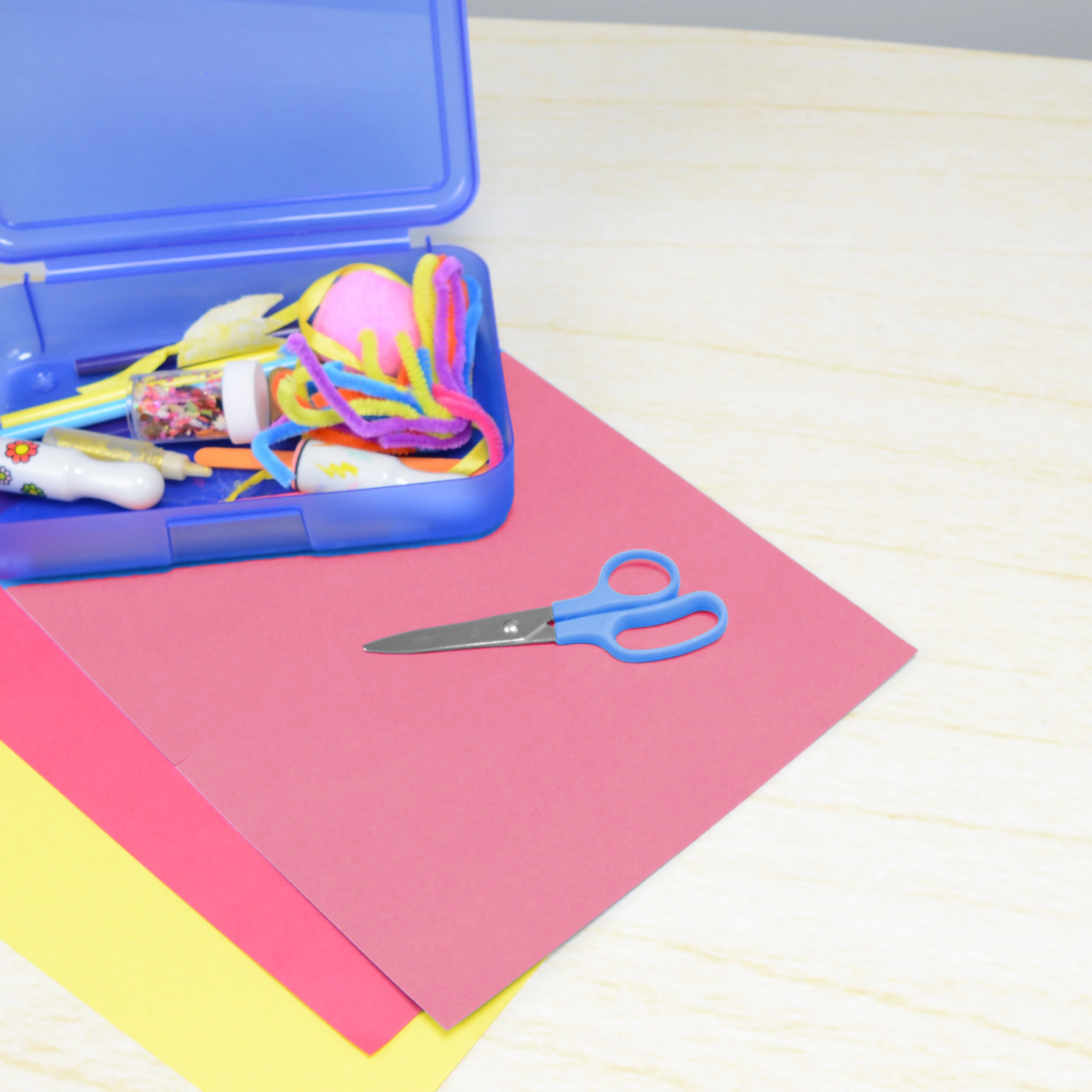 Westcott Kleencut 5" Kids Scissors, Pointed (42515) - Image 3