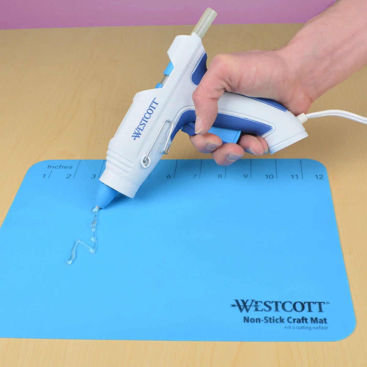 Westcott Premium Mid-Sized Hot Glue Gun, 60 Watt (16893) - Image 8